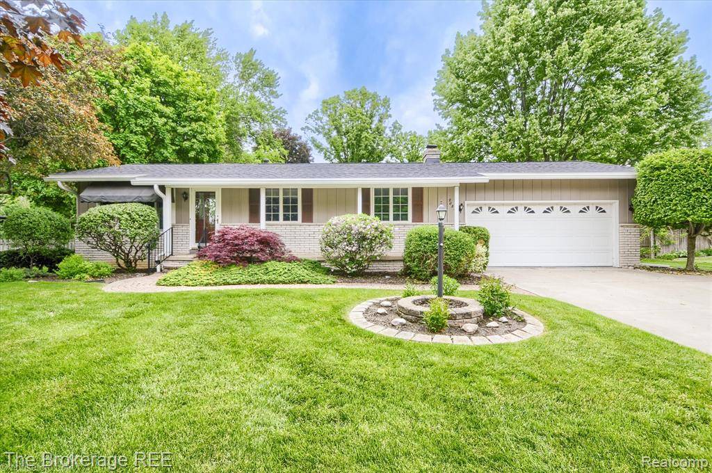 Davison, MI 48423 2021,2084 Holly Tree Drive