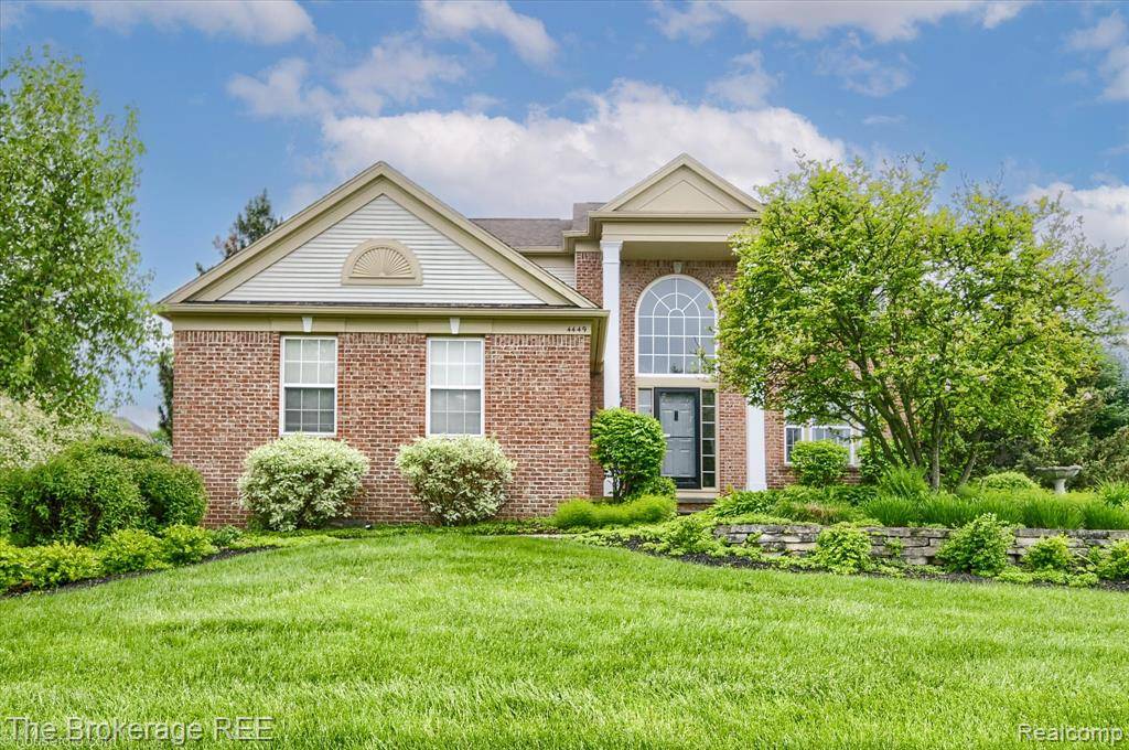 Grand Blanc, MI 48439 8086,4449 Brighton Drive