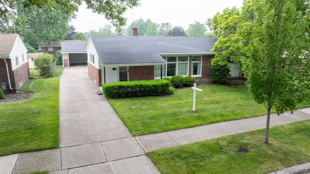 Trenton, MI 48183 2462,2546 Norwood Road