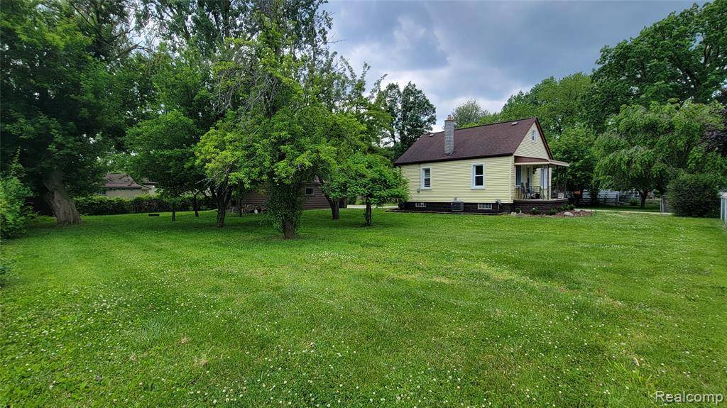 Clinton Township, MI 48035 4028,20470 Colman Street