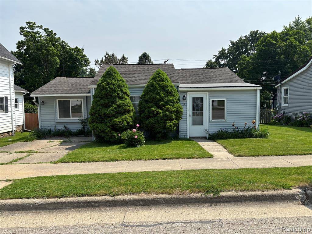 Metamora, MI 48455 8954,59 W High Street