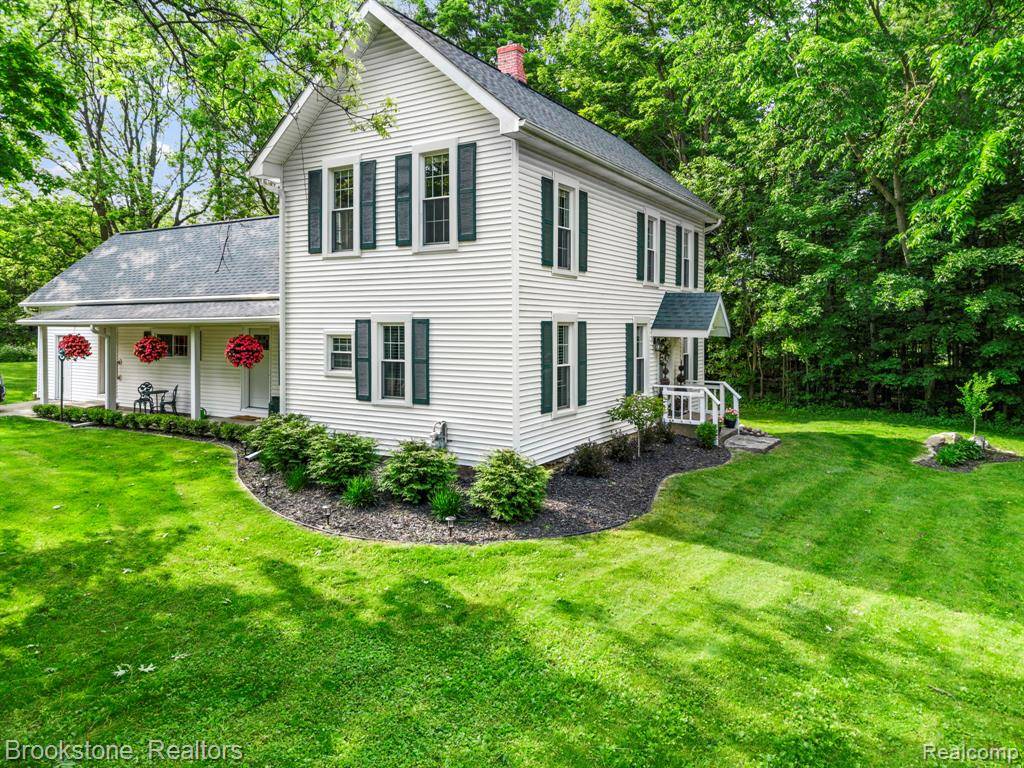 Lapeer, MI 48446 3198,395 Myers Road