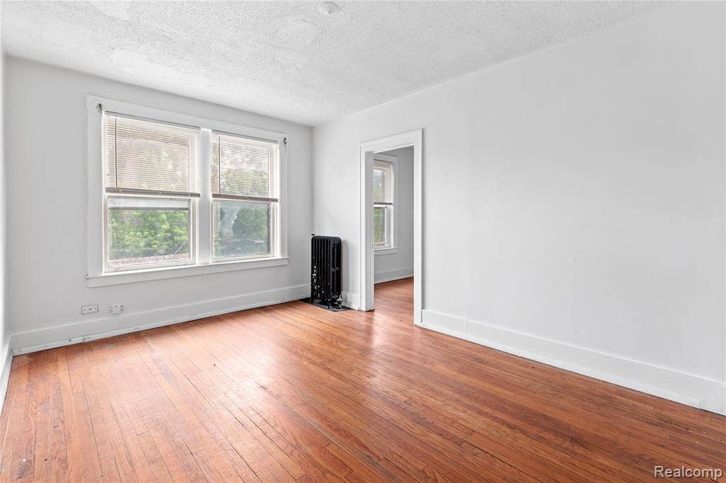 Highland Park, MI 48203,16940 Log Cabin Street