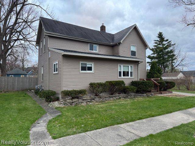 Imlay City, MI 48444 1027,245 6TH Street