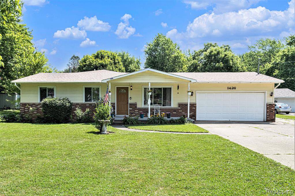 Burton, MI 48509 1533,1426 W Ives Avenue