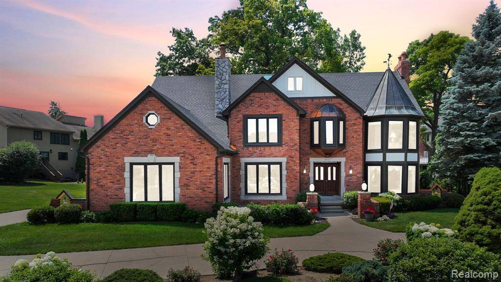 Bloomfield Hills, MI 48302 0200,1947 MAPLEWOOD Avenue