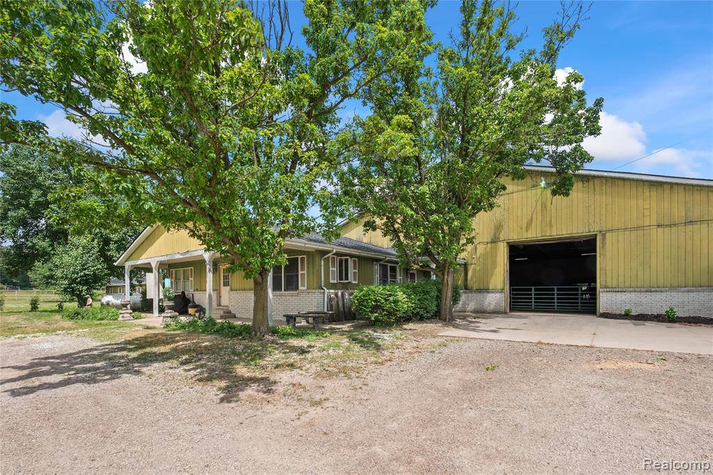 Dryden, MI 48428 9353,5095 Casey Road