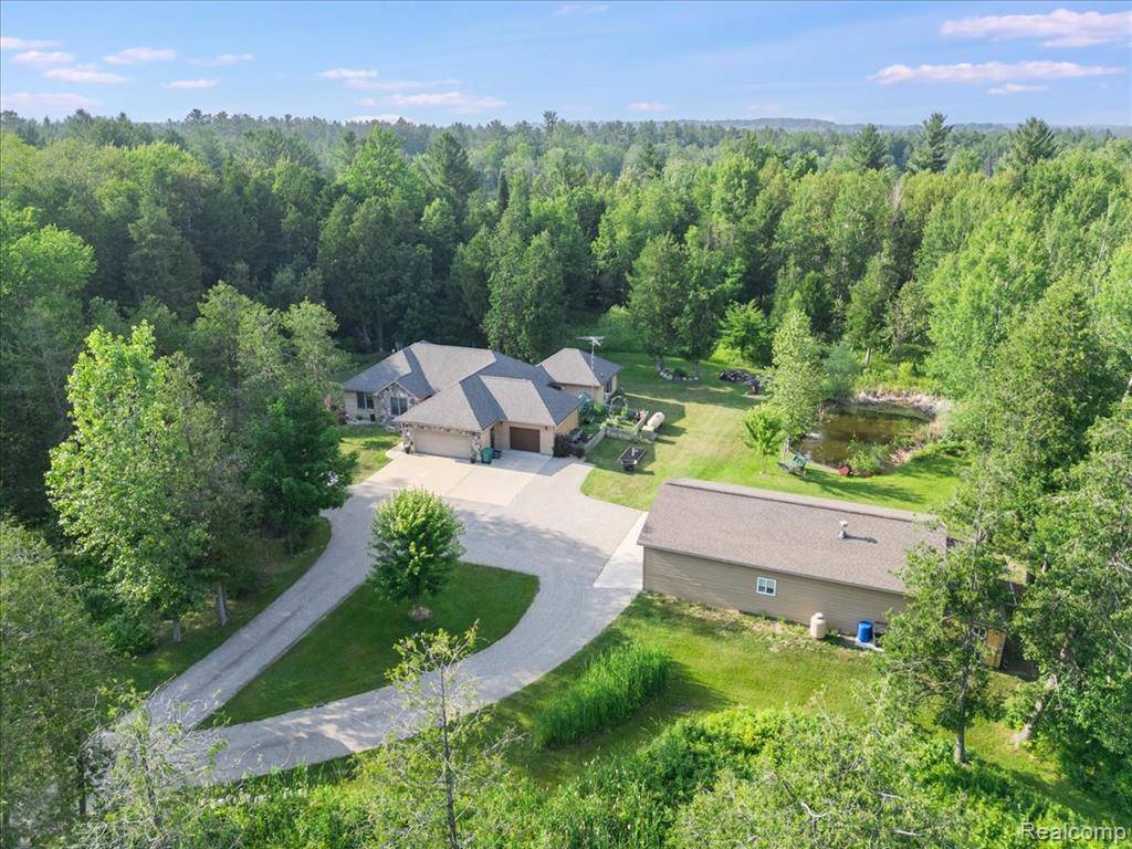 West Branch, MI 48661 8900,3428 Simon Drive