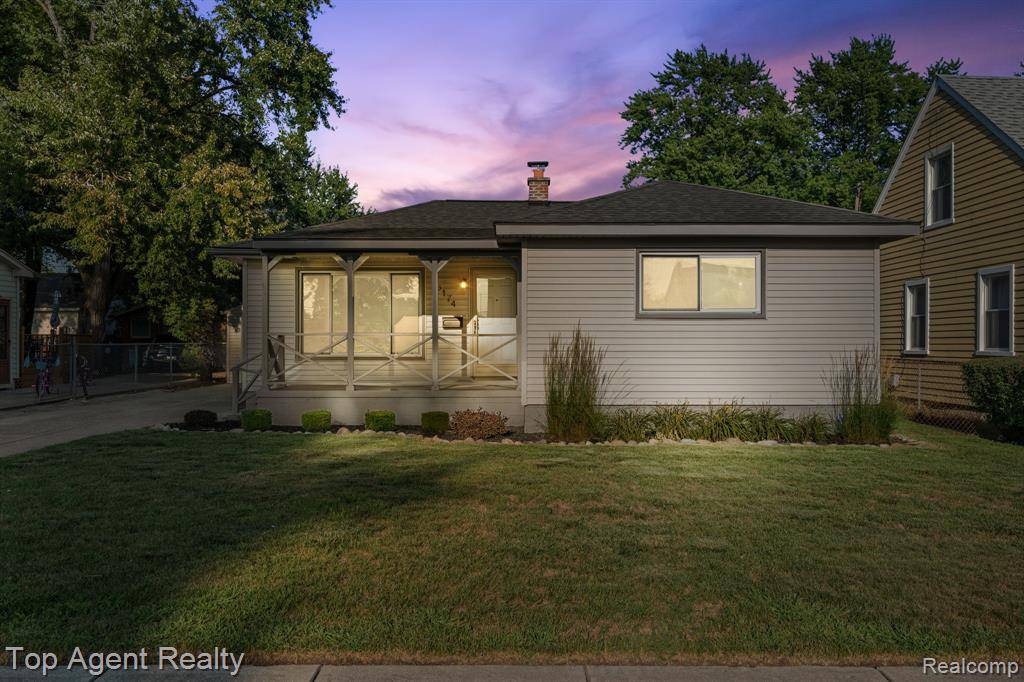 Livonia, MI 48154 4010,15174 Cavour Street
