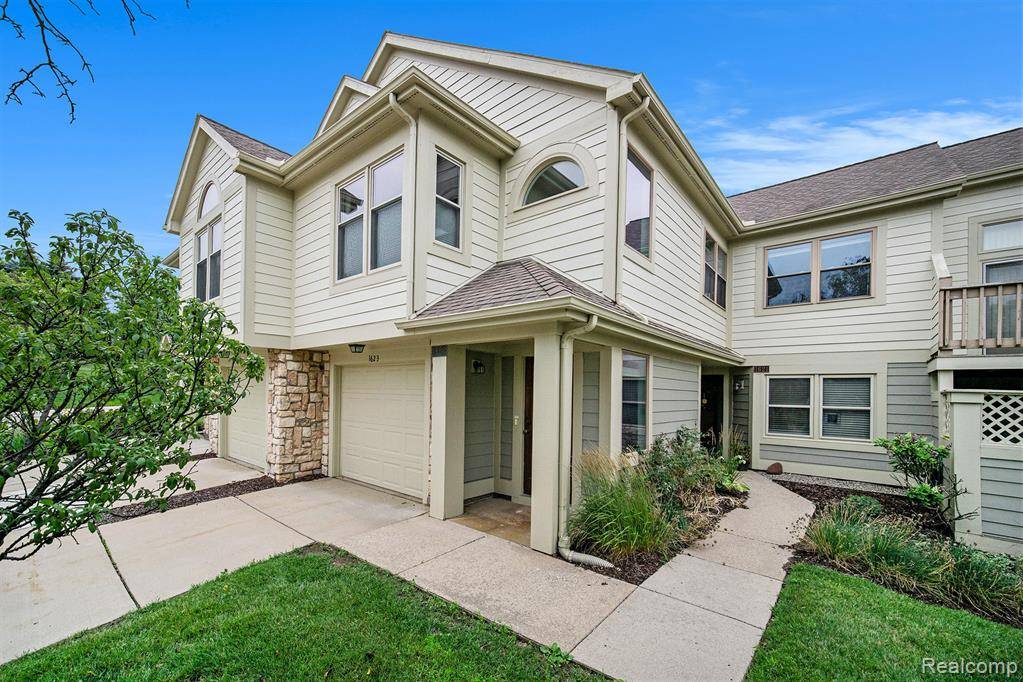 Ann Arbor, MI 48108 9628,1623 LONG MEADOW TRAIL
