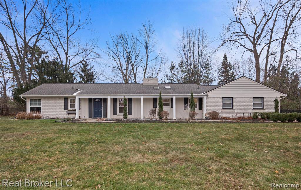 Bloomfield Hills, MI 48302 0750,1909 Marie Circle