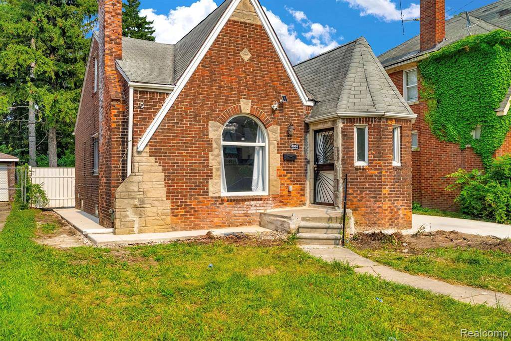 Detroit, MI 48224 3249,5934 Haverhill Street