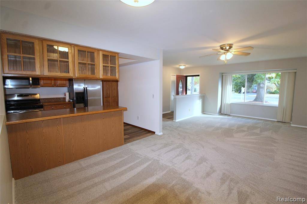 Oxford, MI 48371 4602,65 1st Street