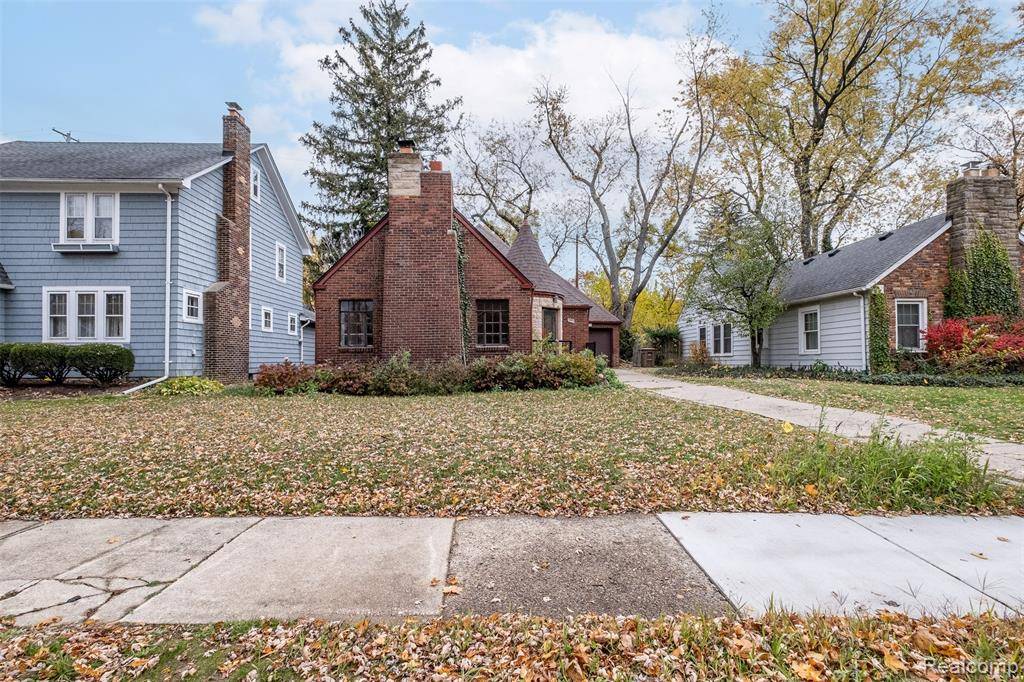 Pontiac, MI 48341 2031,207 Navajo Avenue