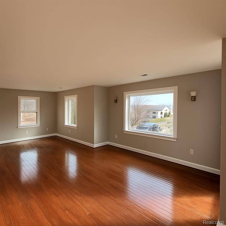 Clarkston, MI 48346 2500,7276 Andersonville Road