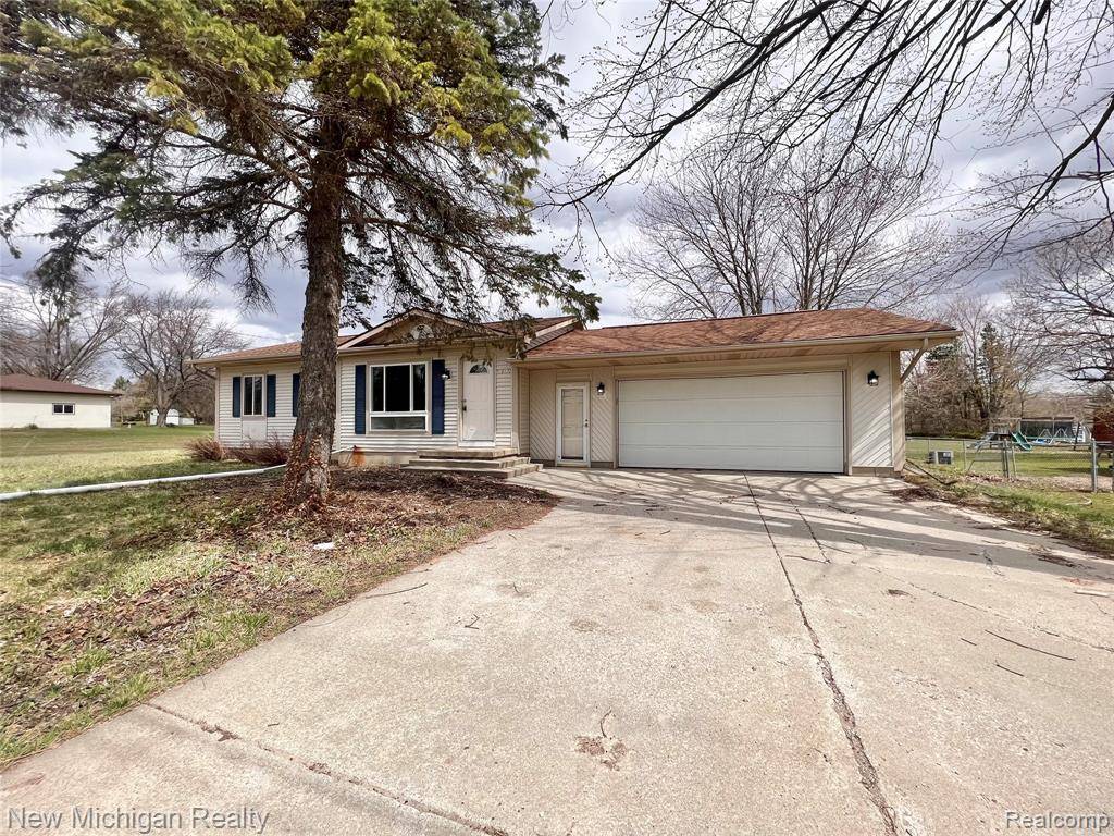 Clio, MI 48420 8520,8390 N WEBSTER Road