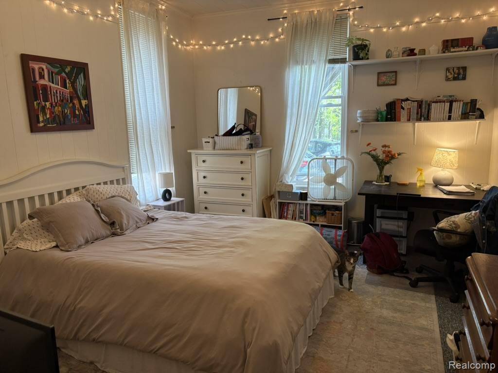 Ann Arbor, MI 48104 3358,921 Mary Unit 2 Street