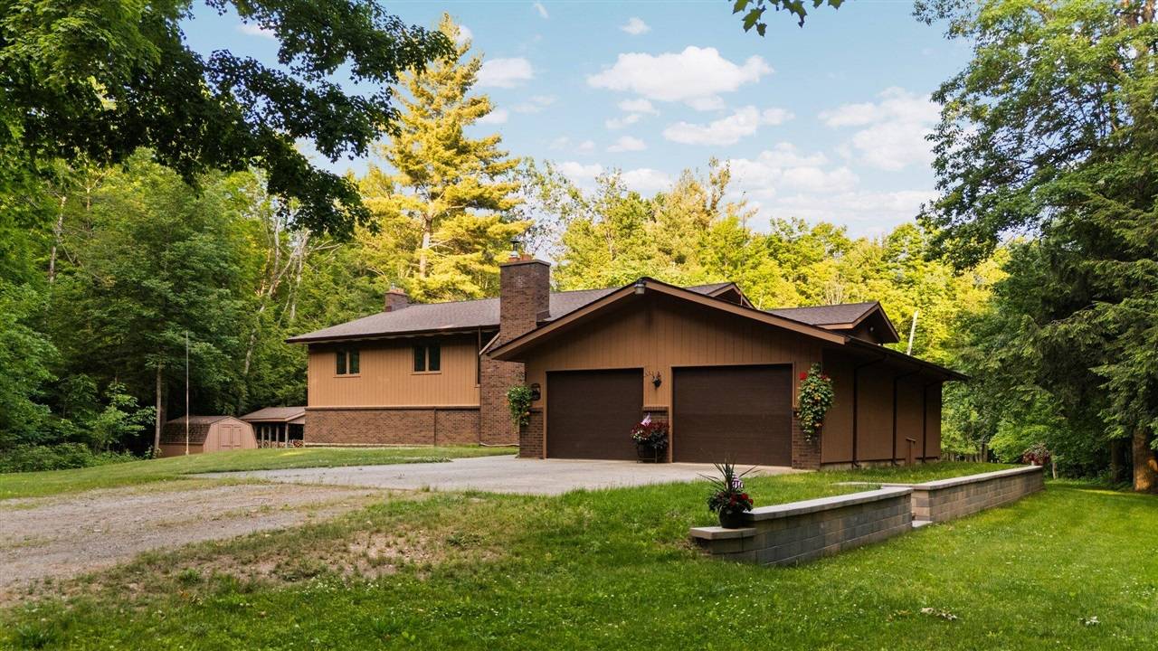 Stanwood, MI 49346-9580,6634 Newcosta Avenue