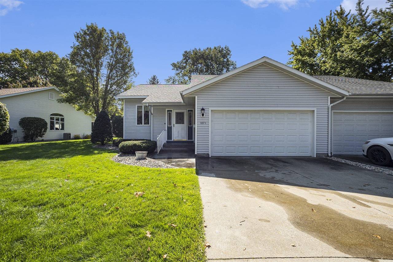 Norton Shores, MI 49441,1071 Aspen Drive