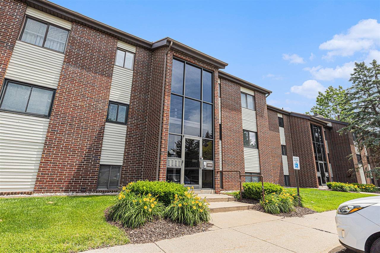 Grand Rapids, MI 49525-6816,3358 B Devonwood Hills