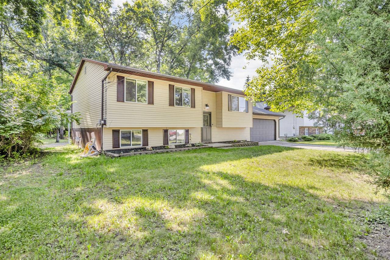 Jackson, MI 49203-3802,2212 Aurora Drive