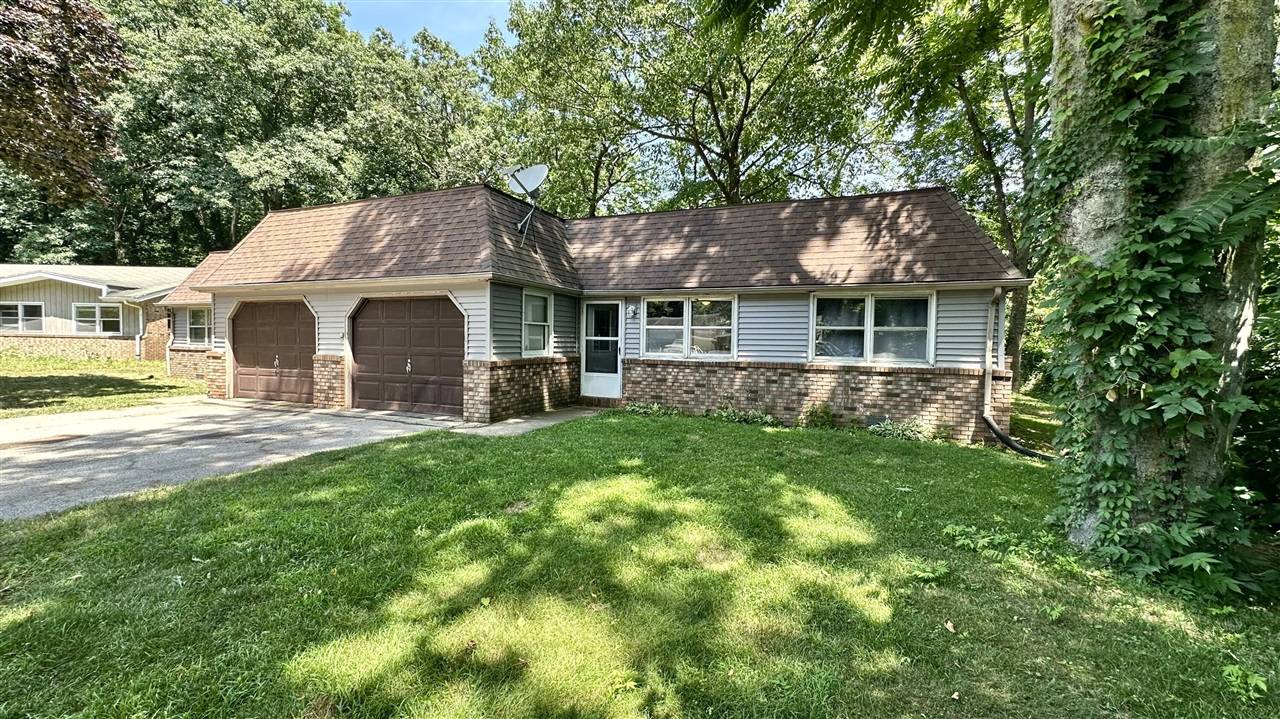 Stevensville, MI 49127,3919 3917 Reinhardt Drive