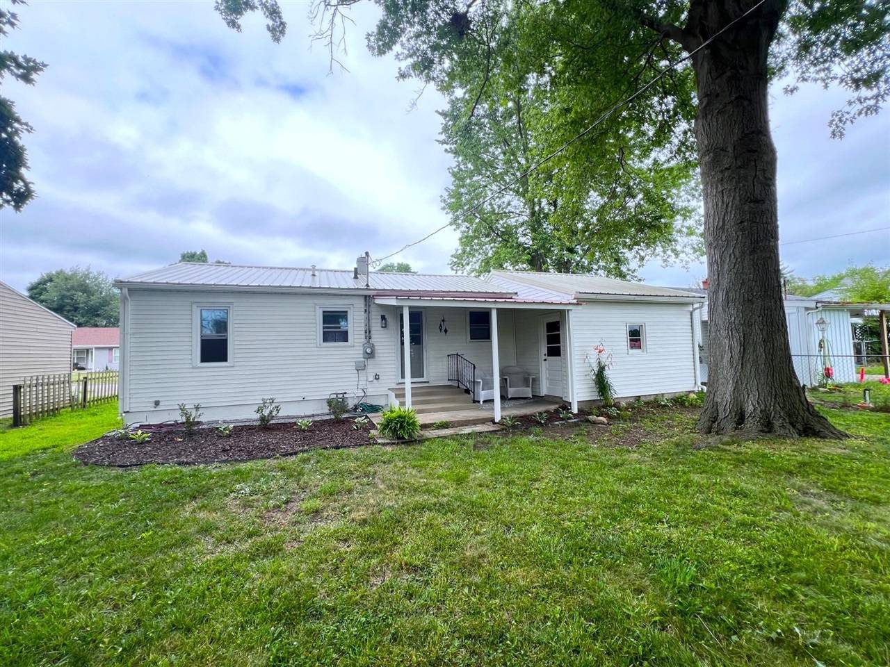 Sturgis, MI 49091,106 Vinewood Avenue