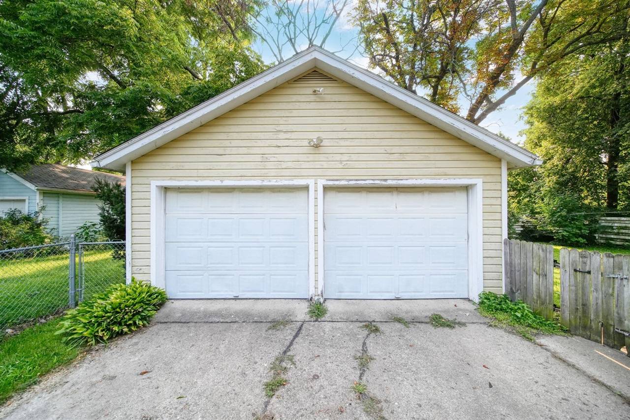 Jackson, MI 49202,827 Backus Street