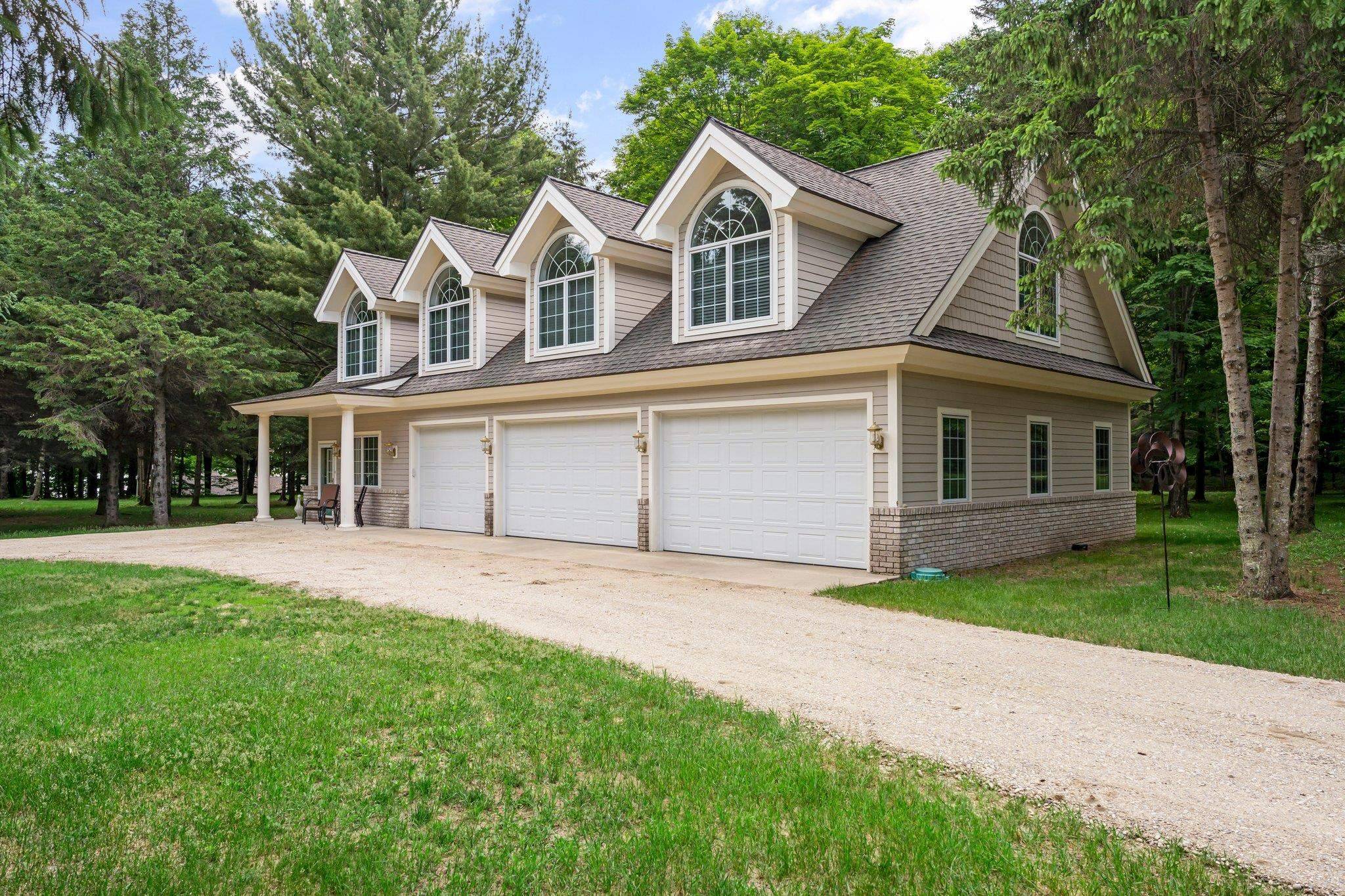 Kewadin, MI 49648,3103 N West Torch Lake Drive