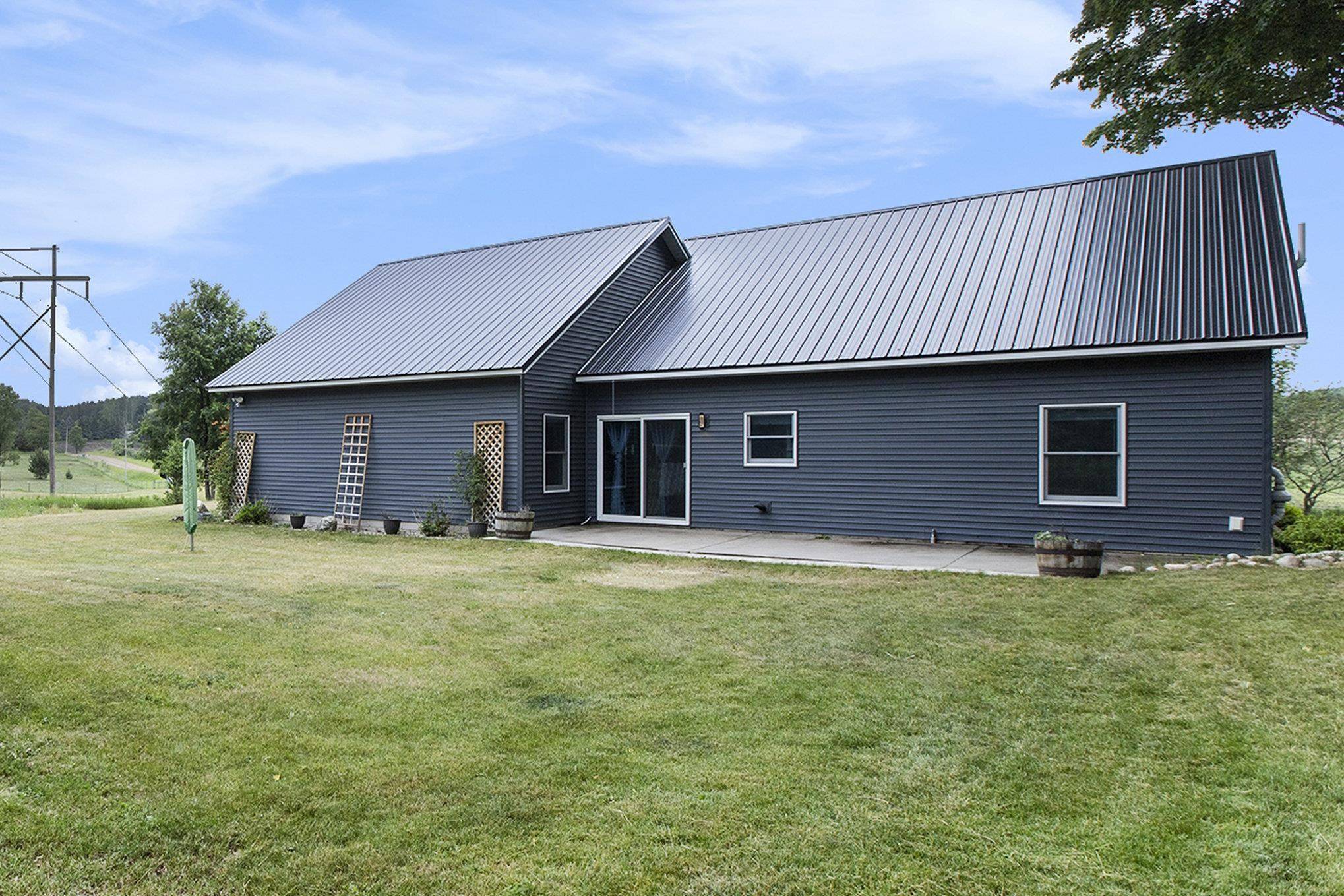 Tustin, MI 49688,23736 110th Avenue
