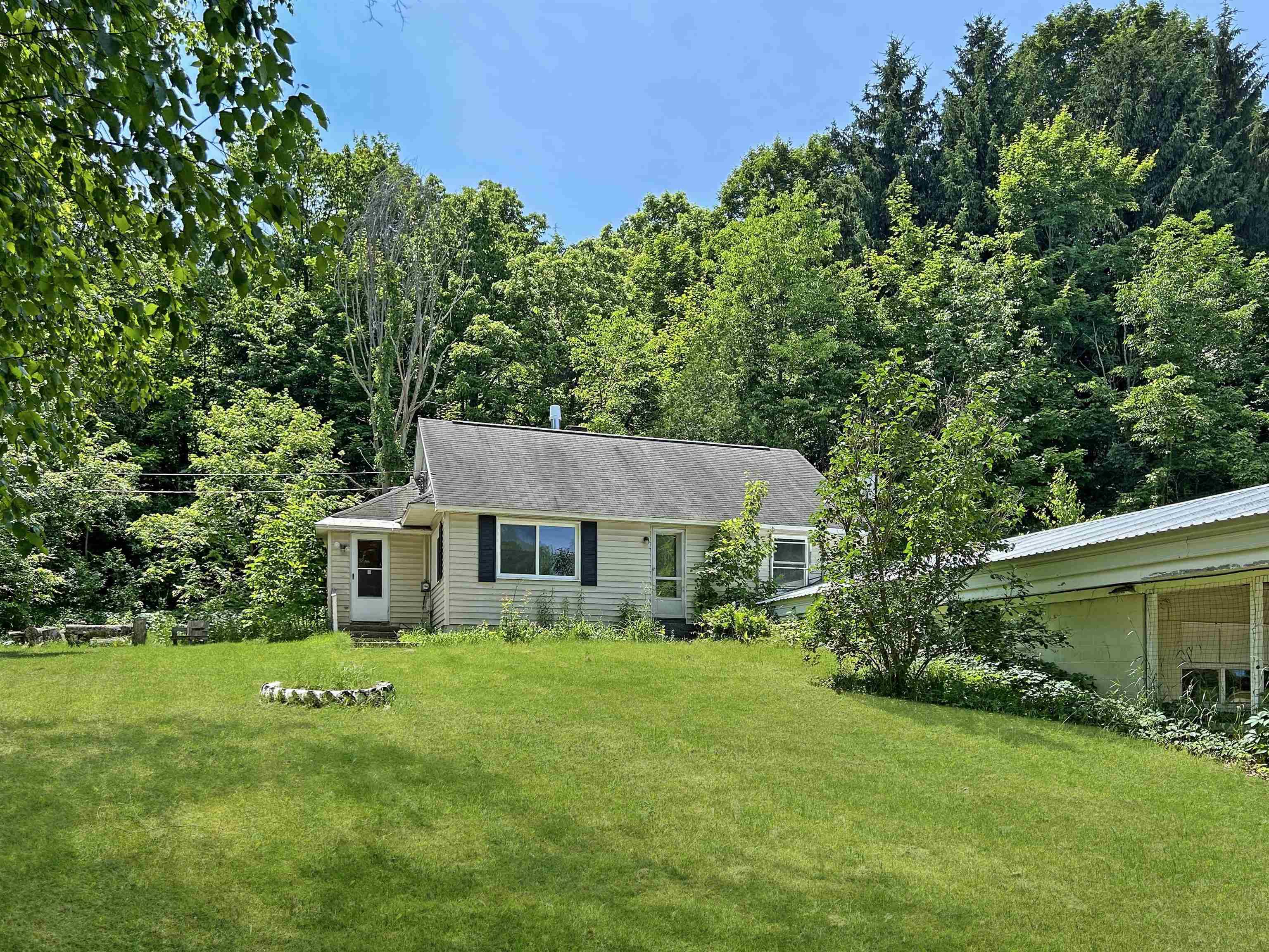 Traverse City, MI 49696,1022 Sharkey Road