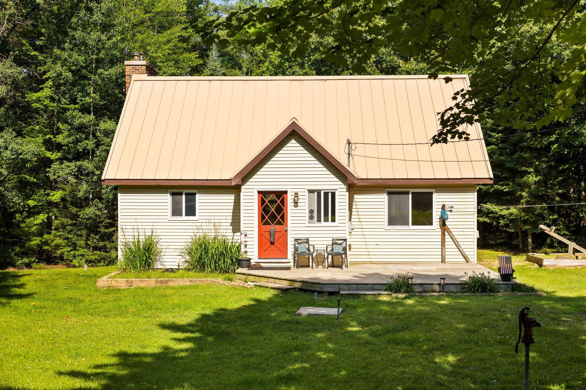 Fife Lake, MI 49633,11625 East Drive