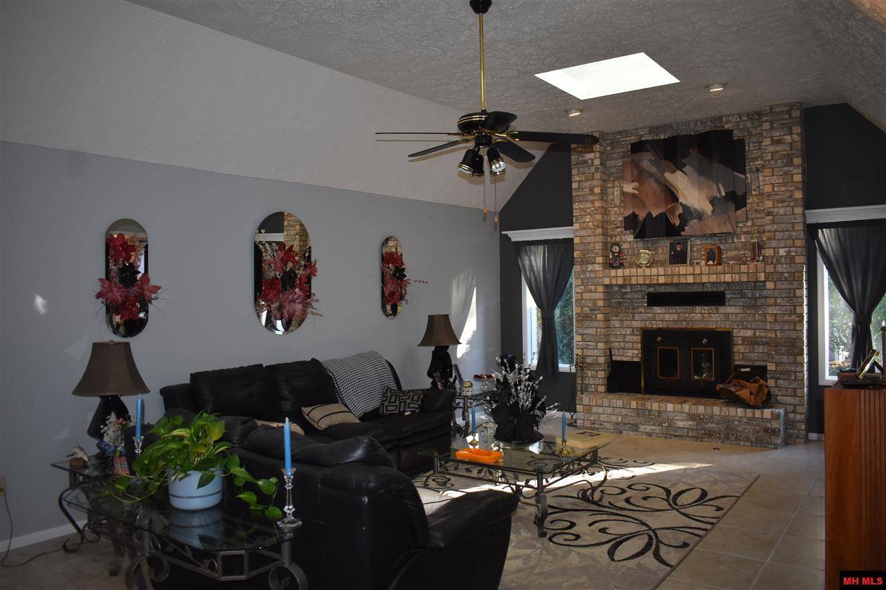 Mountain Home, AR 72653,47 BROOKSIDE DRIVE