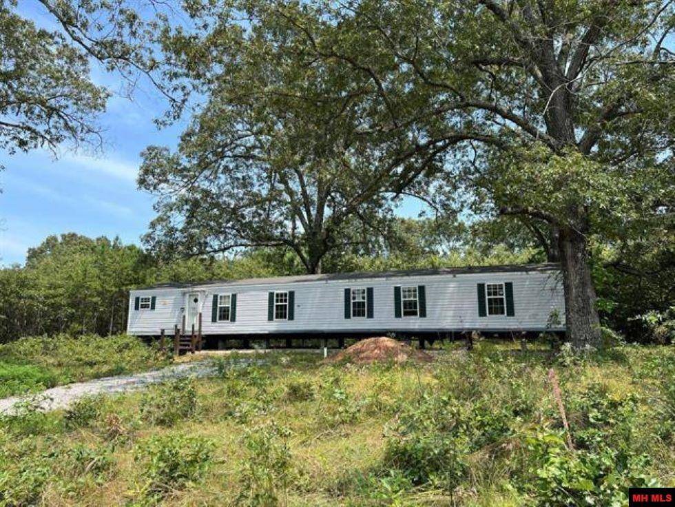 Salesville, AR 72653,165 FARMER CIRCLE