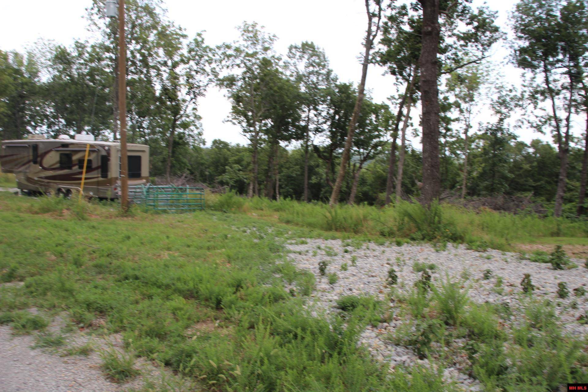 Valley Springs, AR 72682,131 MC 5039