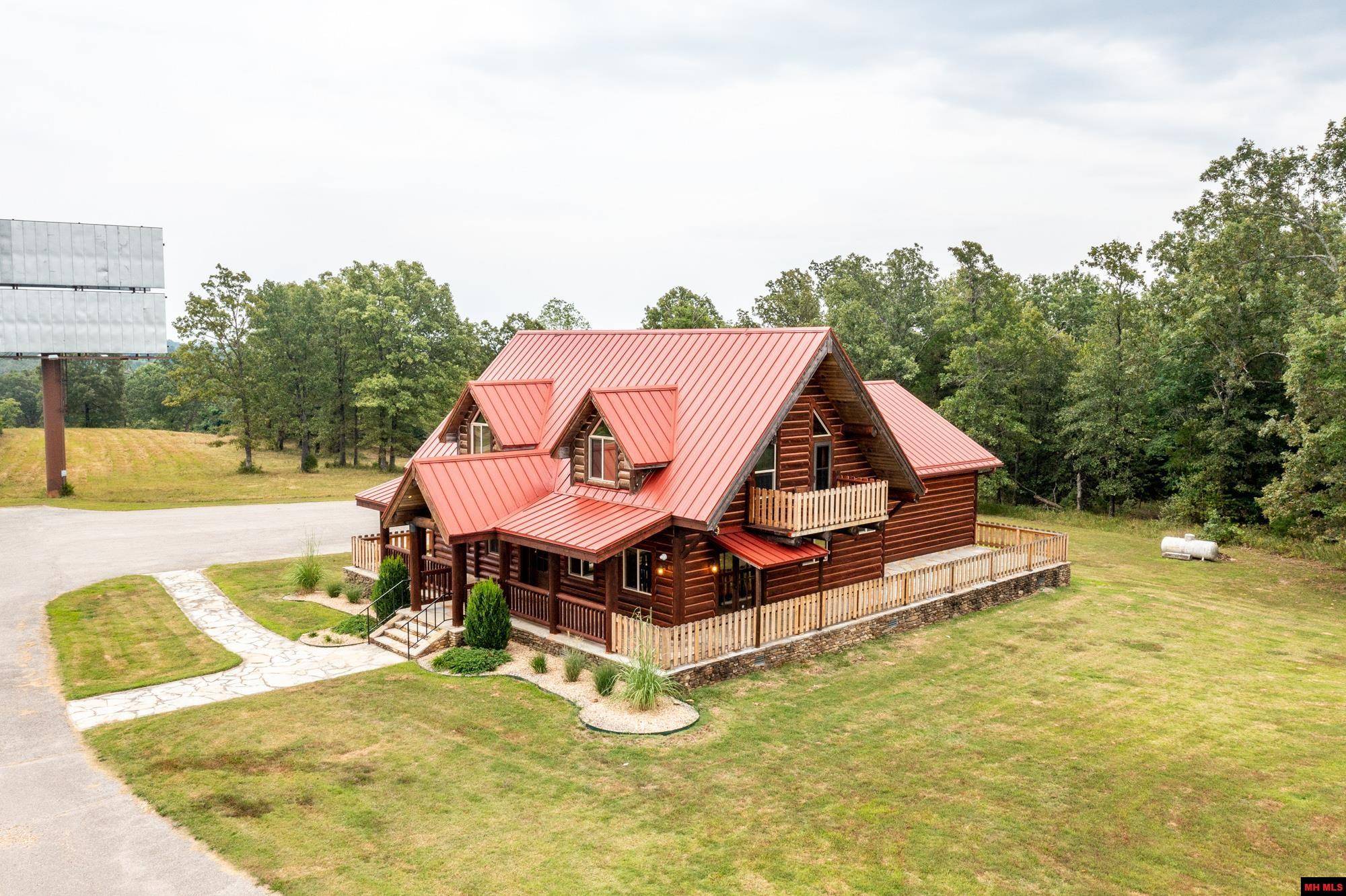 Mountain Home, AR 72653,273 GOLDEN STAR LANE