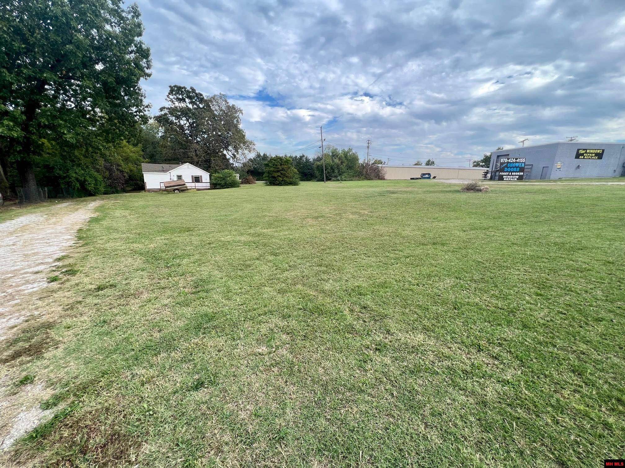 Mountain Home, AR 72653,1001 KENTWOOD DRIVE