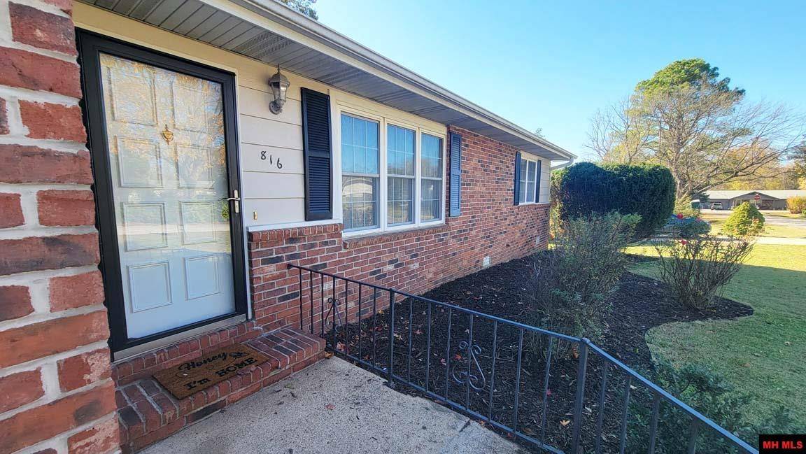 Mountain Home, AR 72653,816 BLACKBERRY STREET