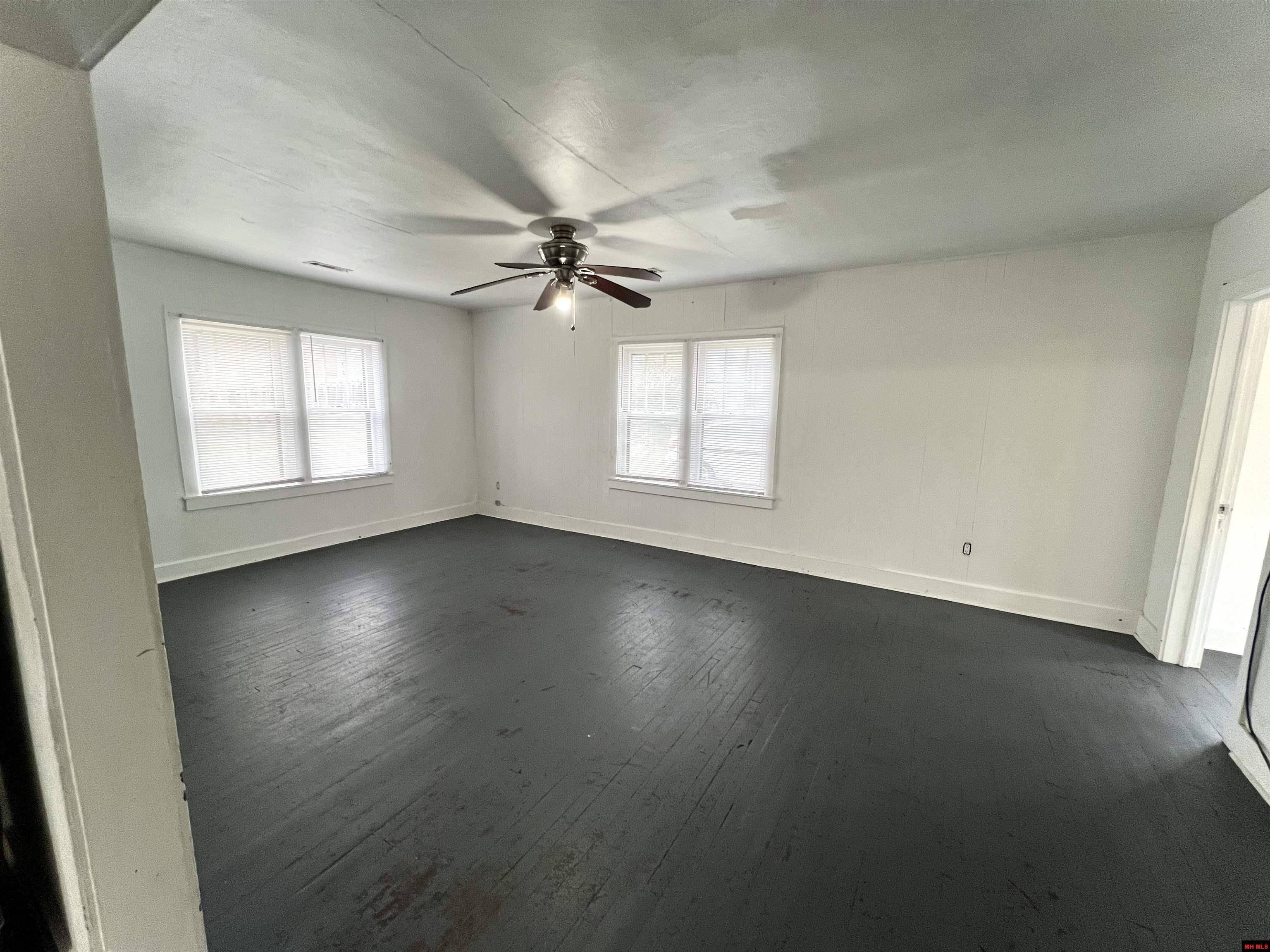 Mountain Home, AR 72653,306 W 1ST STREET