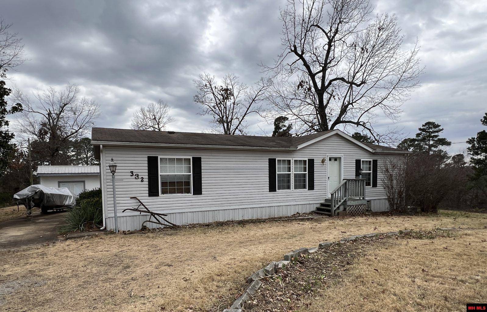 Salesville, AR 72653,332 PIN OAK DRIVE