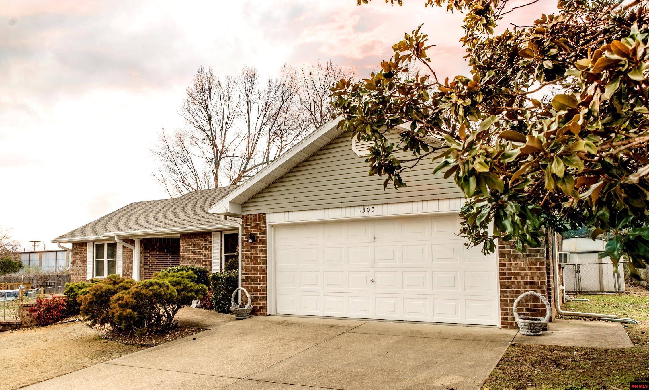 Mountain Home, AR 72653,1305 SAMMY STREET
