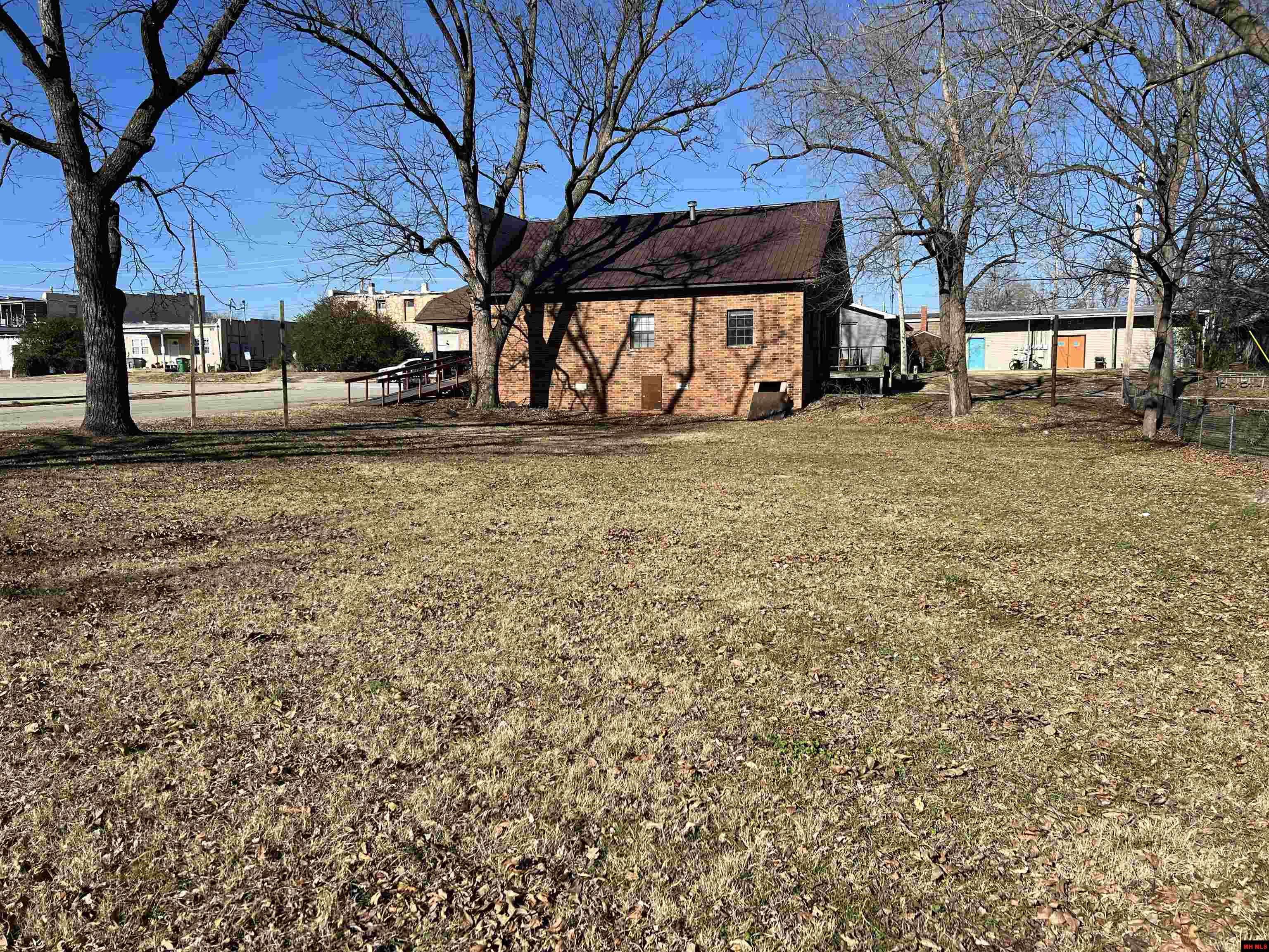 Flippin, AR 72634,105 & 107 S 2ND STREET