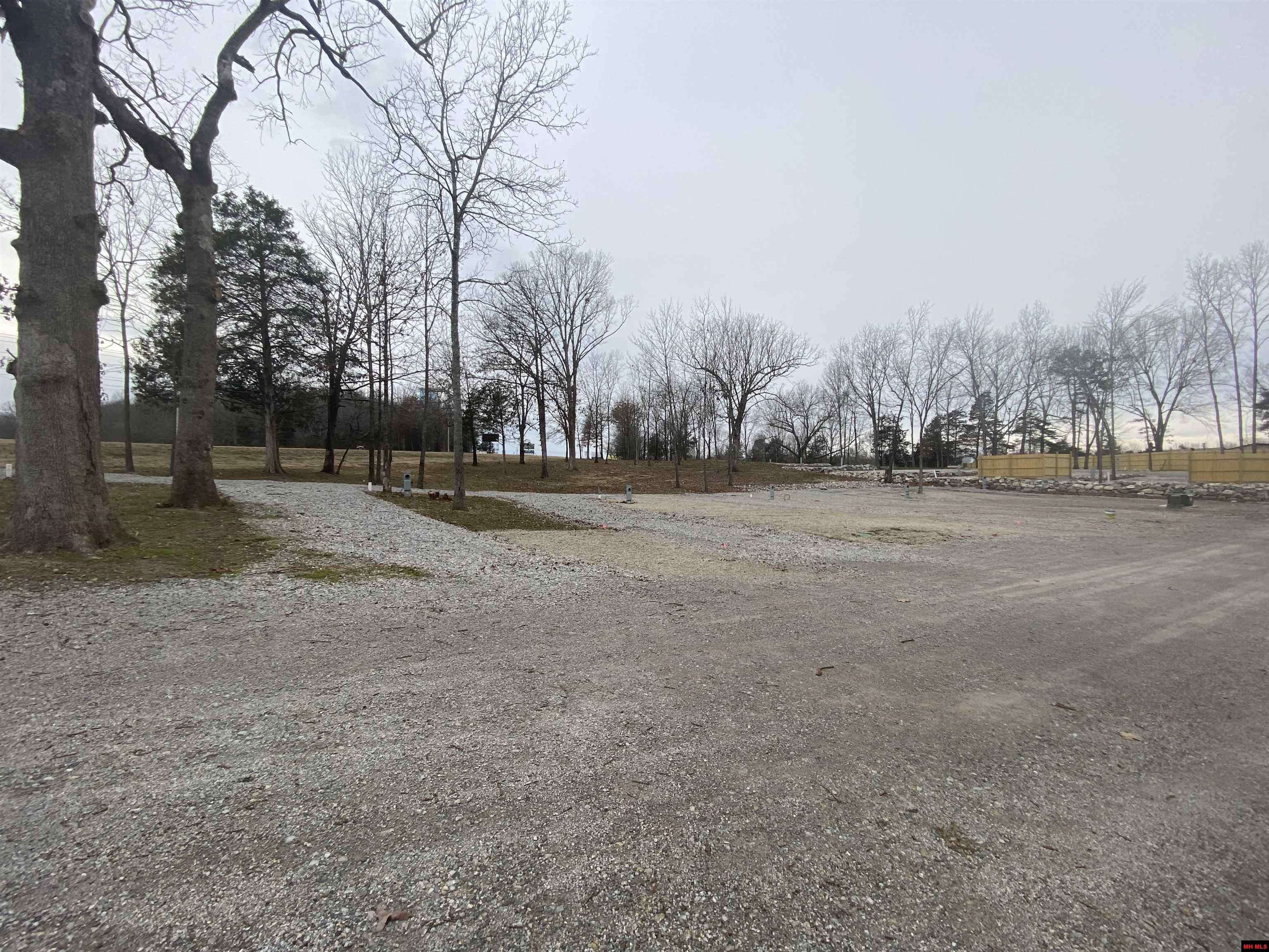 Mountain Home, AR 72653,002-03226-107 ESCAPE WAY