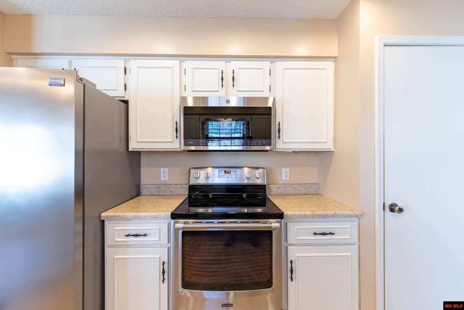 Mountain Home, AR 72653,1001 HEATHERDOWN TRAIL