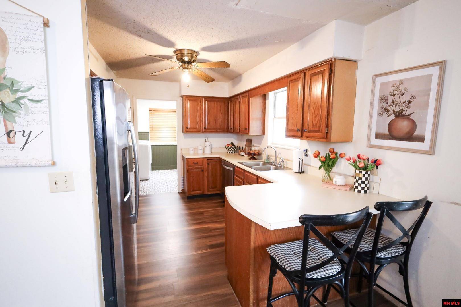 Harrison, AR 72601,804 HESTER DRIVE