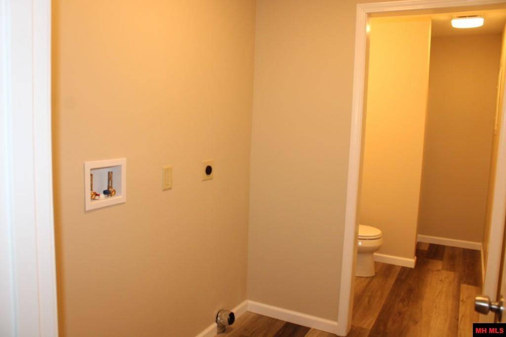 Harrison, AR 72601,20 HOME COURT