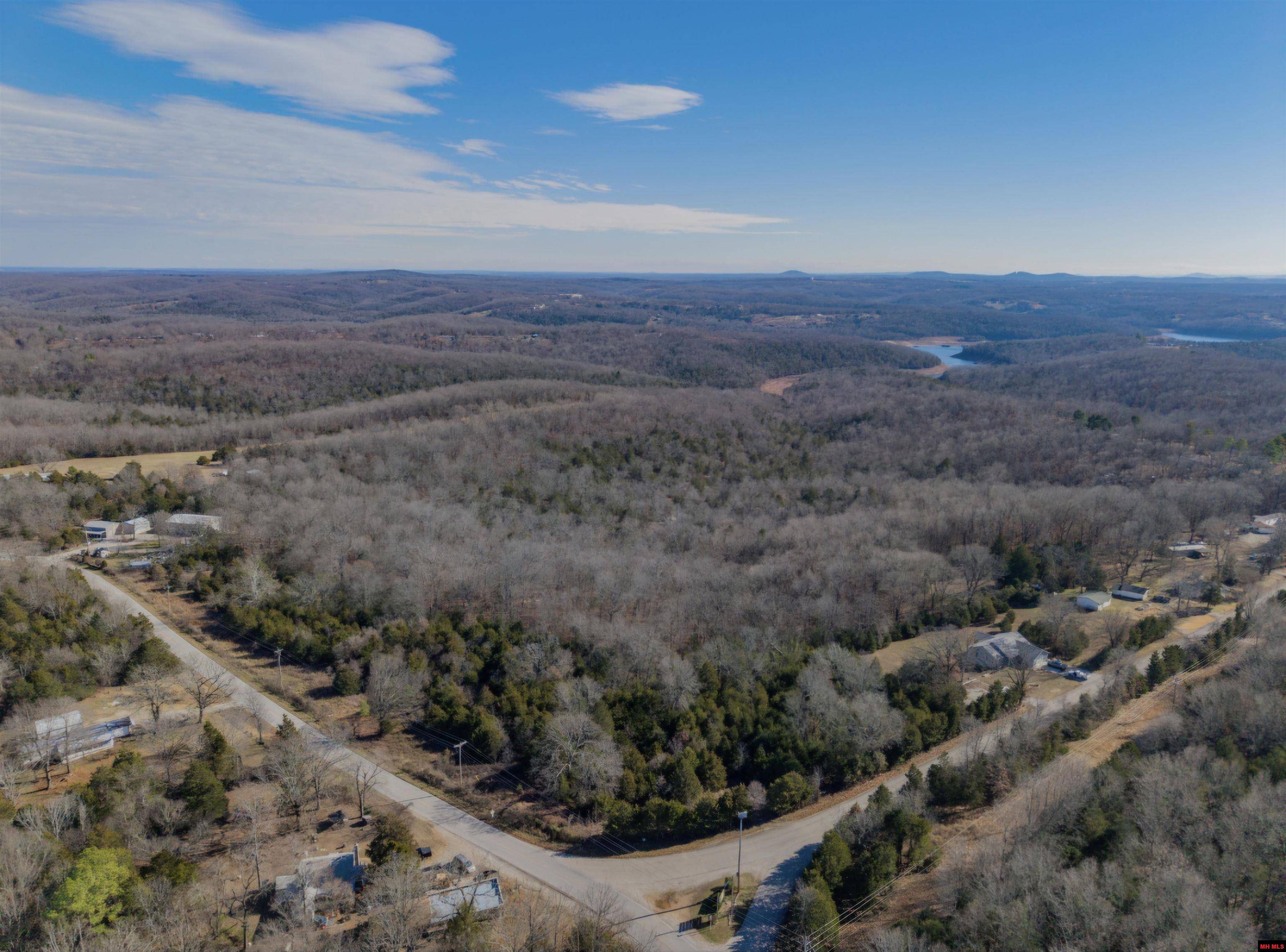 Mountain Home, AR 72653,001-08827-000 CR 19