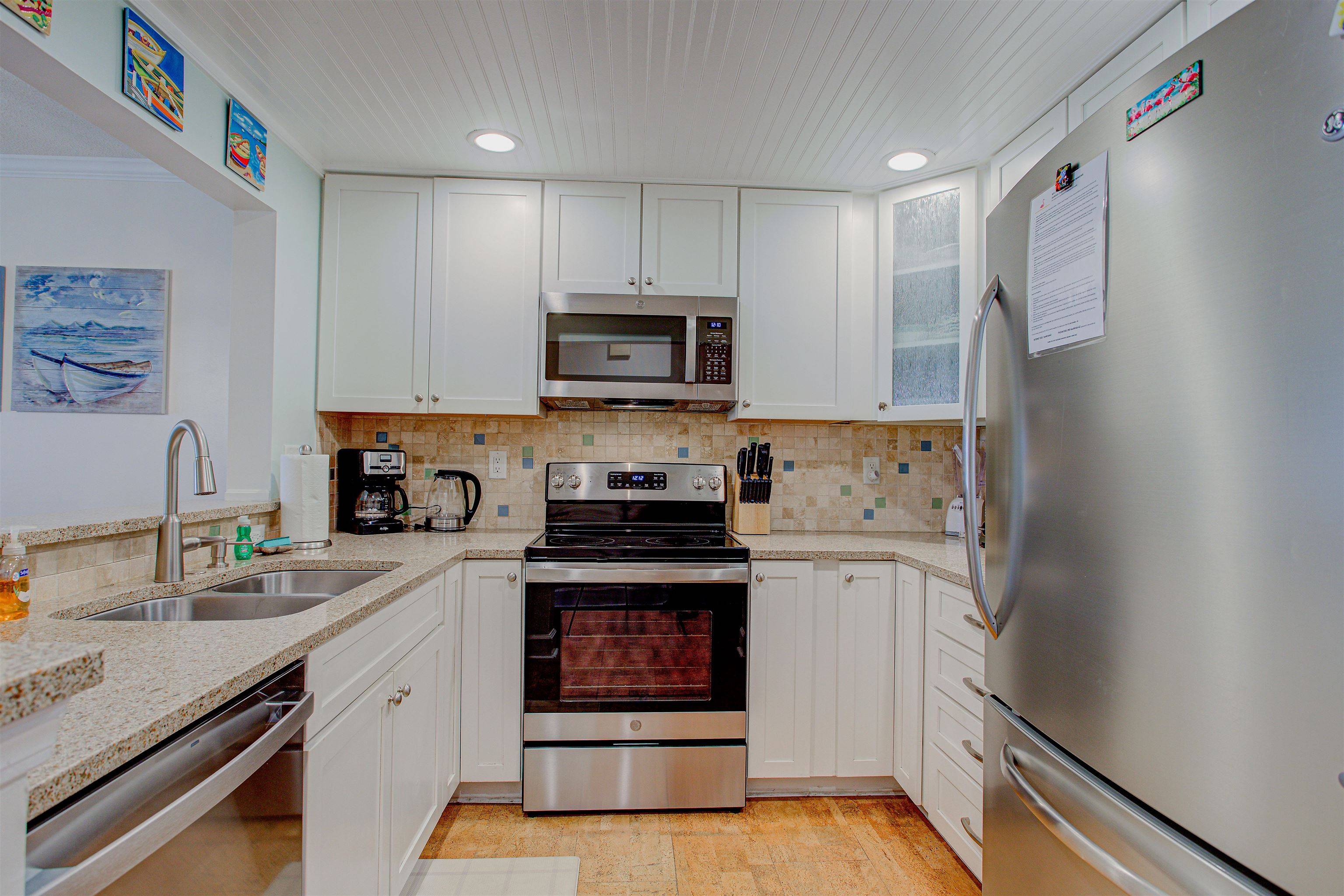 St Augustine, FL 32080,890 A1A Beach Blvd #62 + garage