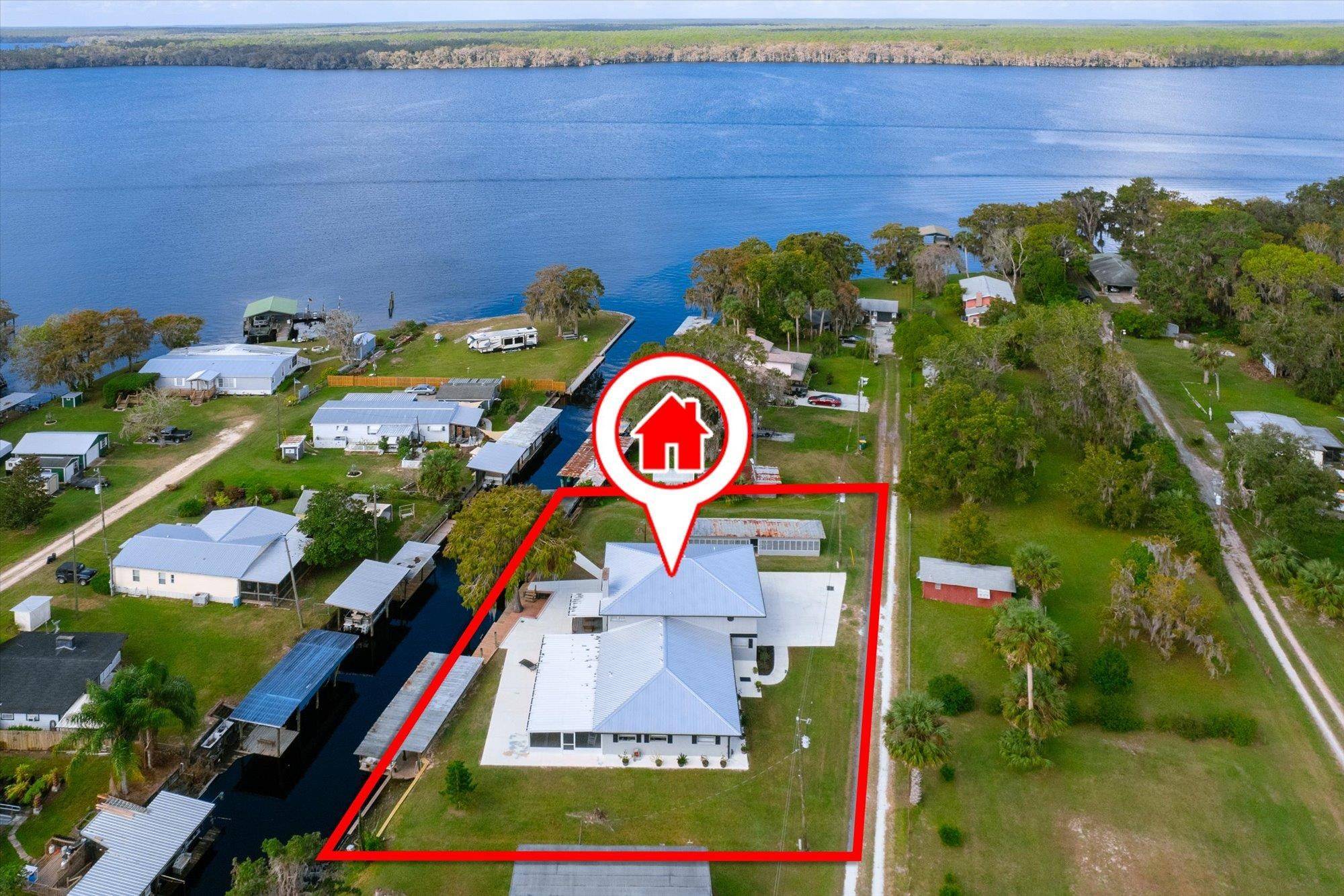 Crescent City, FL 32112,107 Betty Rd