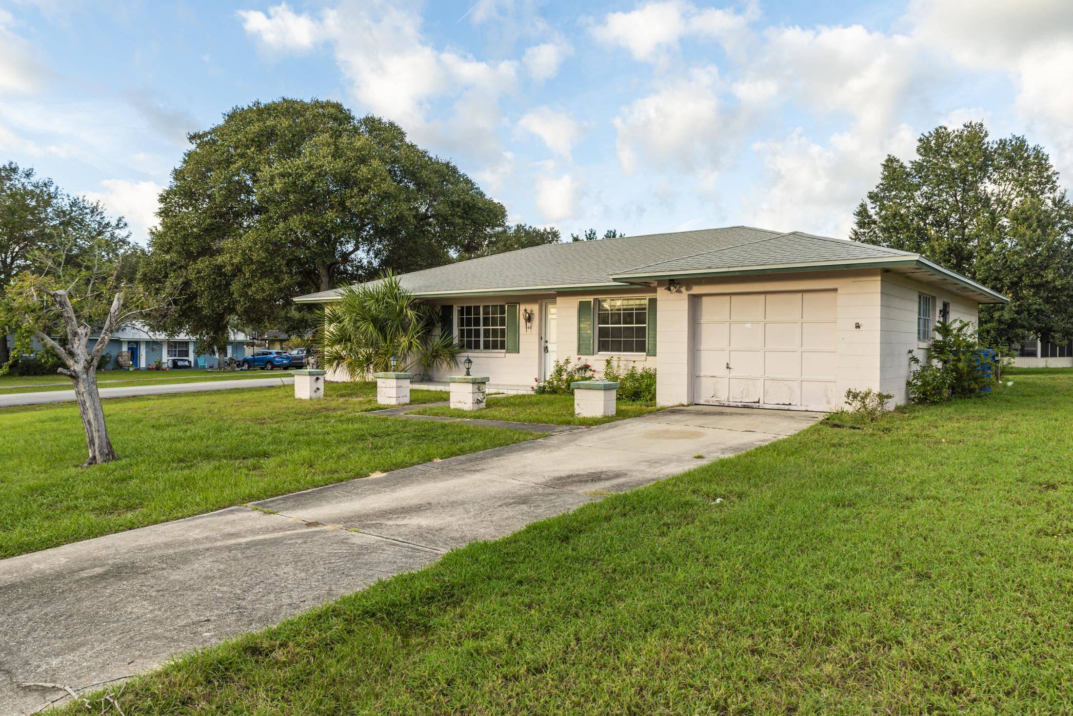 St Augustine, FL 32086,400 Shores Blvd